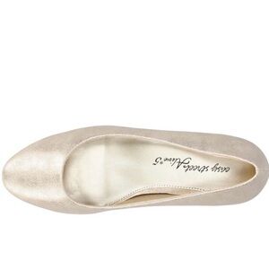 Easy Street Gold Women's Heels